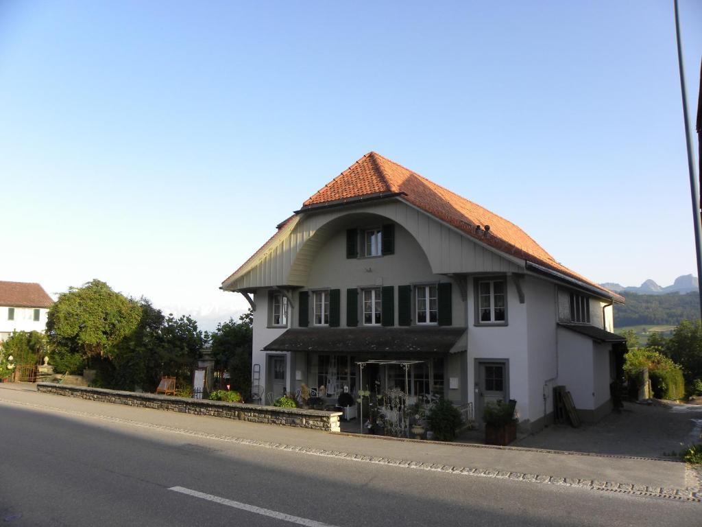 Bed And Breakfast Gantrisch Cottage Ferienzimmer Rüeggisberg Exteriér fotografie